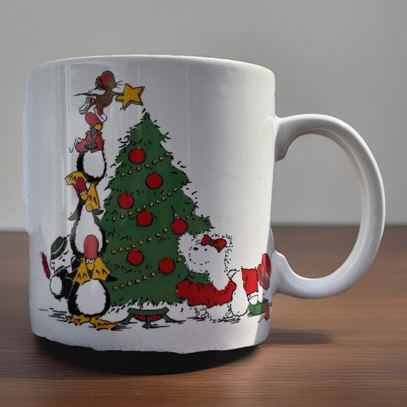 Santabear Vintage Dayton Hudson Santa Bear Entertainer Christmas Tree Mug 1988 - Picture 1 of 2